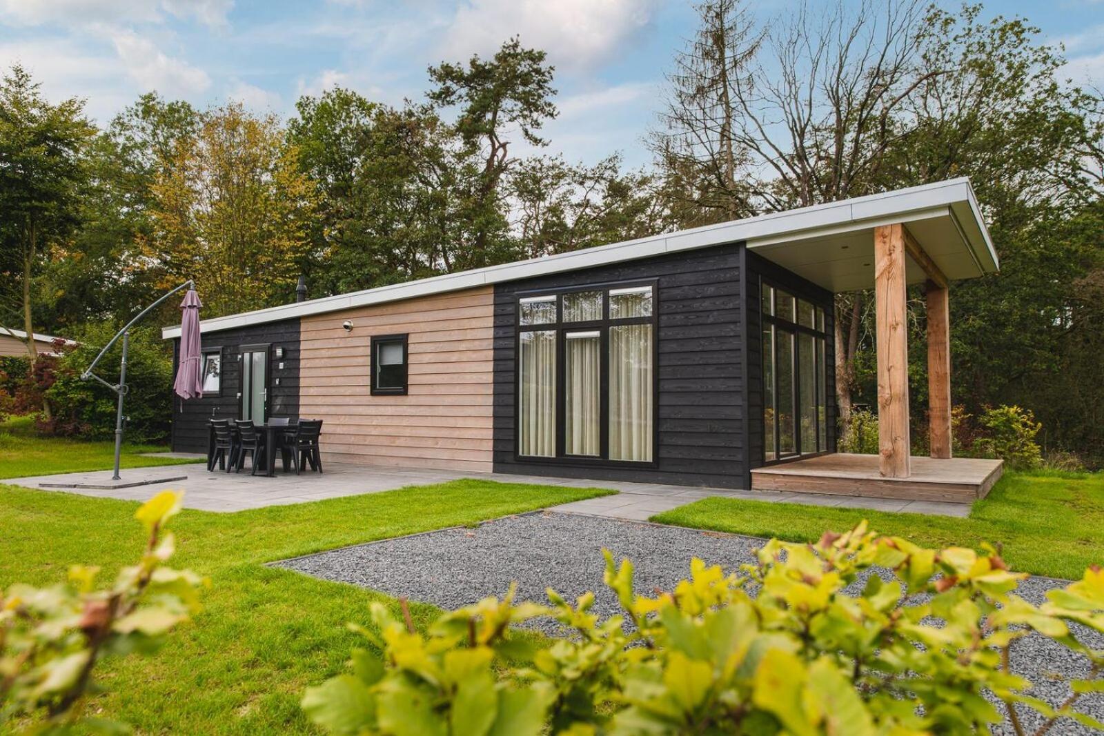 Vakantiepark Hoelte 리쎈 외부 사진