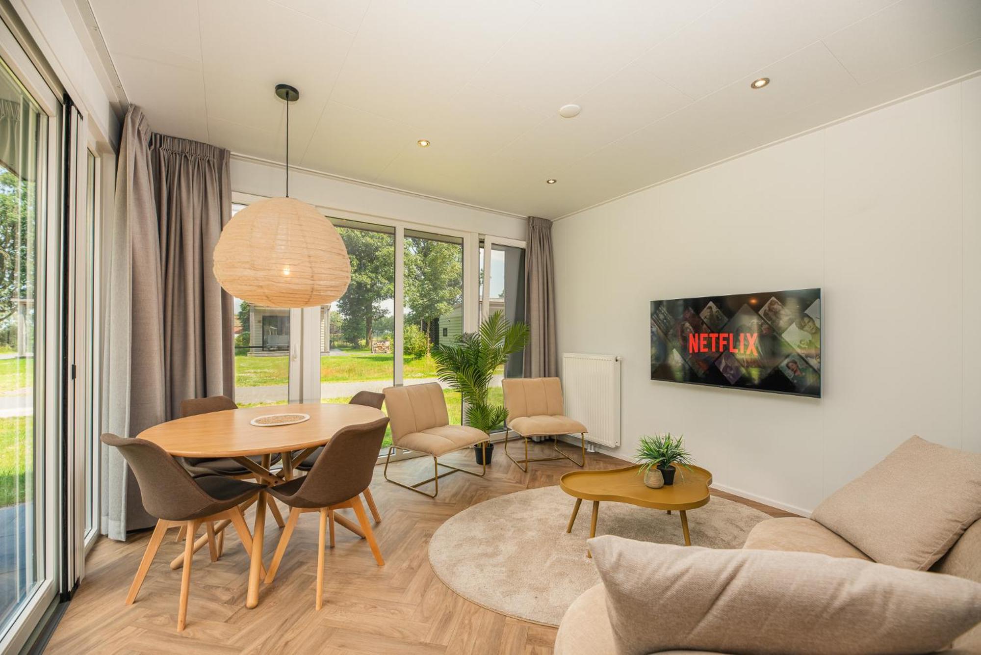Vakantiepark Hoelte 리쎈 외부 사진